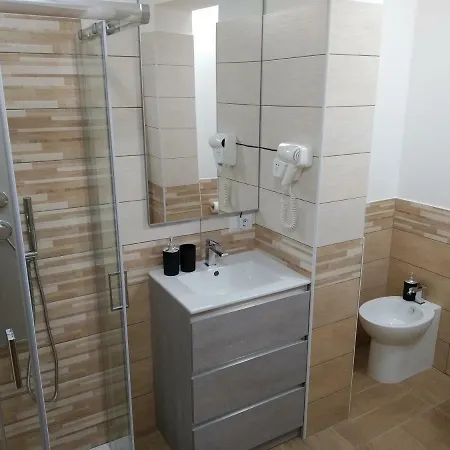 Gasthof Con Bagno 2 Pers Parcheggio Oristano